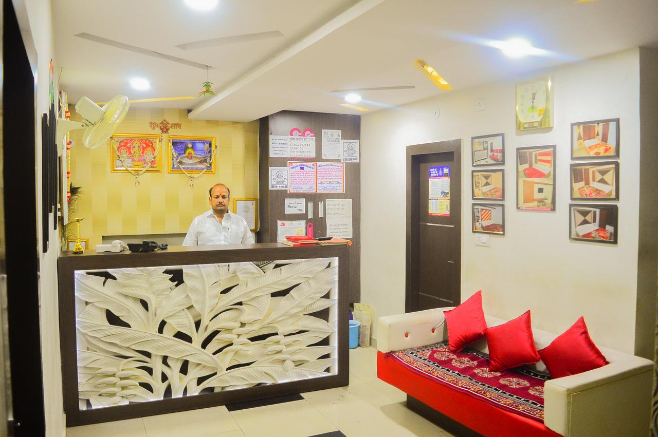 Hotel Kalash Ujjain Zewnętrze zdjęcie