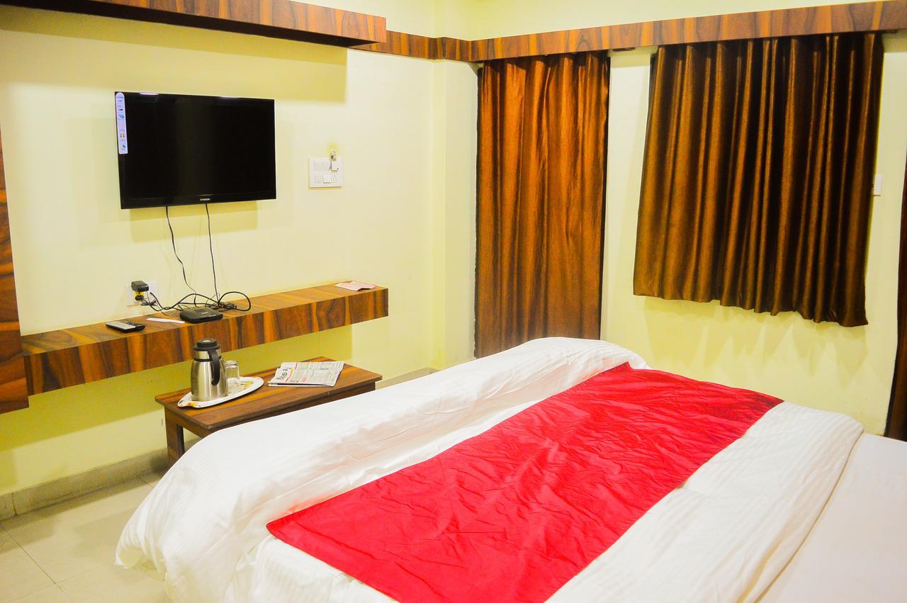 Hotel Kalash Ujjain Zewnętrze zdjęcie